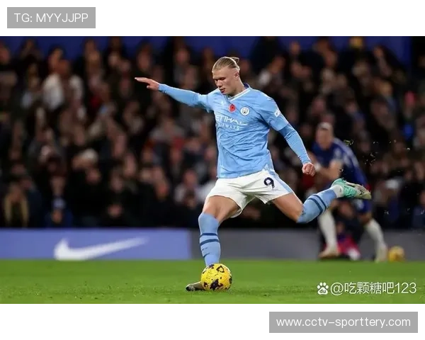 哈兰德梅开二度,本赛季英超进球数已达17球 哈兰德梅开二度,本赛季英超进球数已达17球