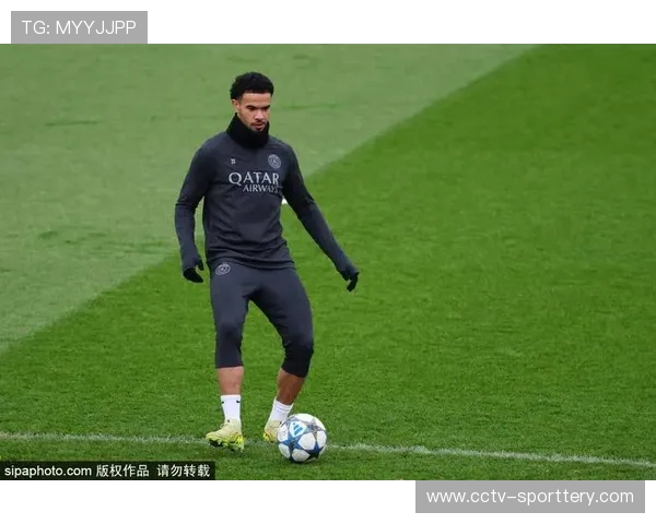 多家豪门争夺里尔18岁中场新星布阿迪,球员身价持续上涨。 多家豪门争夺里尔18岁中场新星布阿迪,球员身价持续上涨。