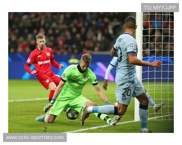 勒沃库森主场洒水系统故障,赛前训练改用备用场地 勒沃库森主场洒水系统故障,赛前训练改用备用场地